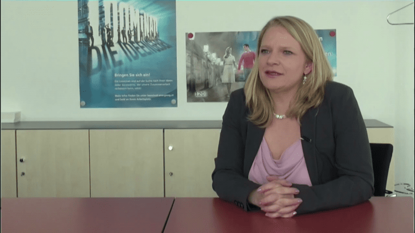 Berufsinfo-Video - FEMtech-Expertin Elisabeth Spitzenberger - Ideenmanagerin bei der Energie AG OÖ