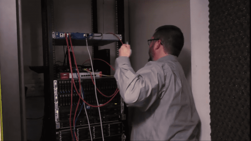 Berufsinfo-Video - Career Paths Inclusive - NetzwerkadministratorIn in ÖGS