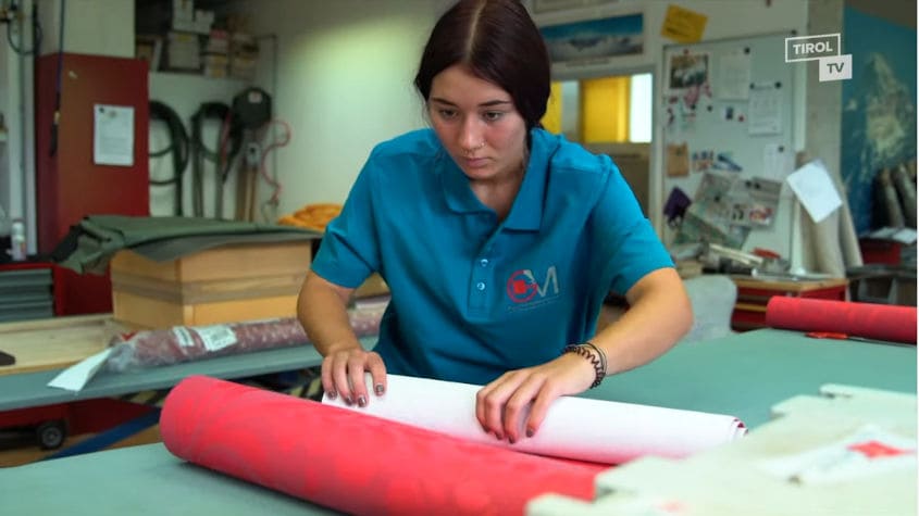 Berufsinfo-Video - berufsreise.at präsentiert: Lehrberuf Tapezierer*in und Dekorateur*in