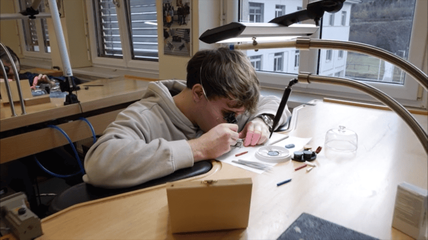 Berufsinfo-Video - AMS Video:  Uhrmacher*in und Zeitmesstechniker*in