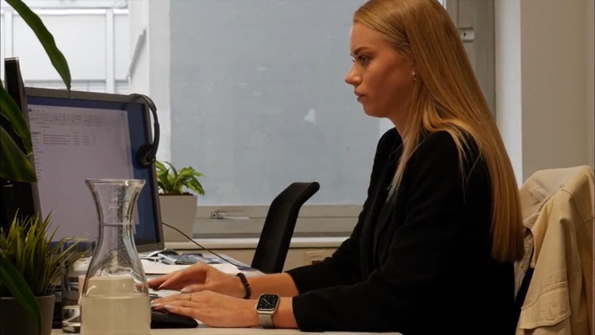 Berufsinfo-Video - AMS Video: Versicherungskaufmann / Versicherungkauffrau