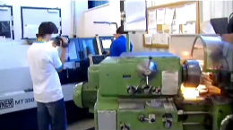 Berufsinfo-Video - visueller Betriebsbesuch. Heavy Metal